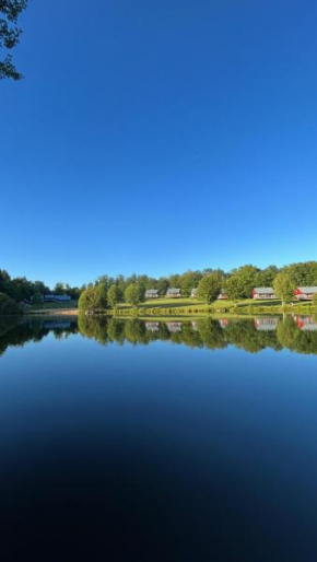 Chalet sur bord de l'eau